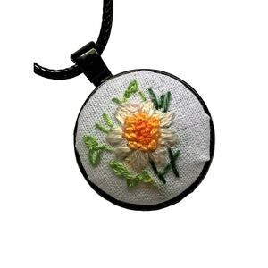 Handmade Daisy Embroidery Necklace in 1” Round Bezel